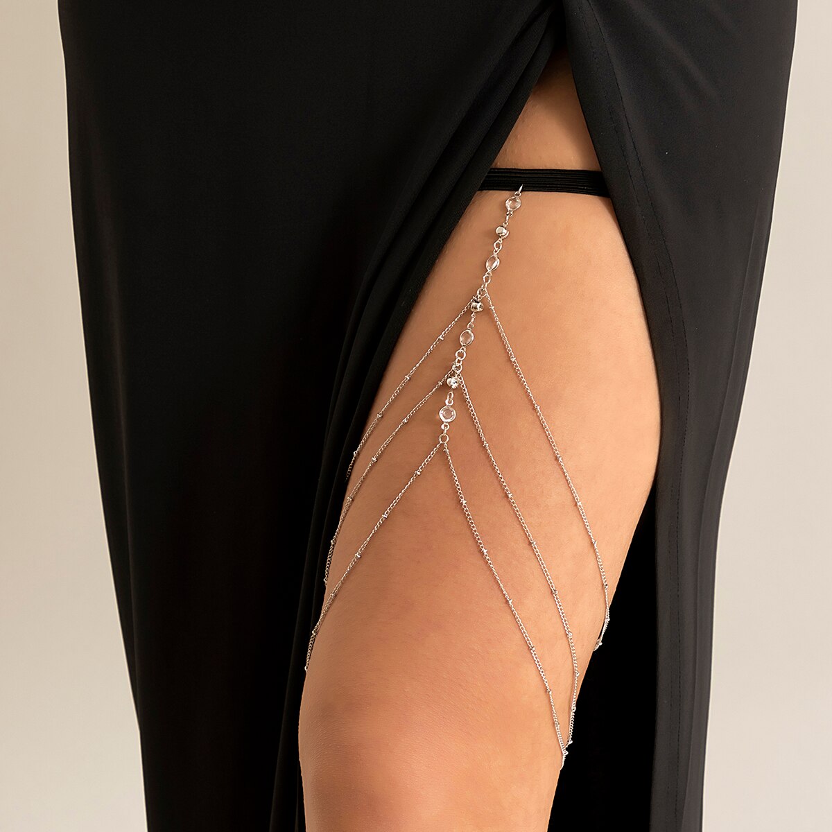 Boho Elastic Band Crystal Leg  - Body Jewelry Leg Chain recensione e prezzo