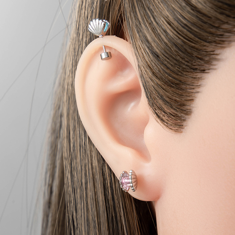 Orecchini a perno in titanio,  - Flat Back Labret Stud recensione e prezzo